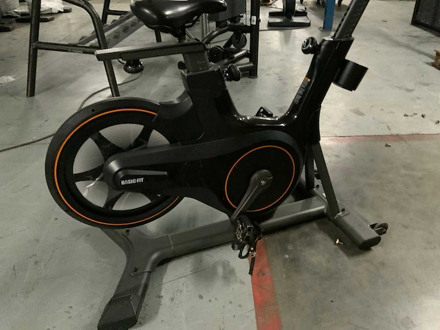 Matrix icr50 indoorcycle spinningbike - afbeelding 5 van  7