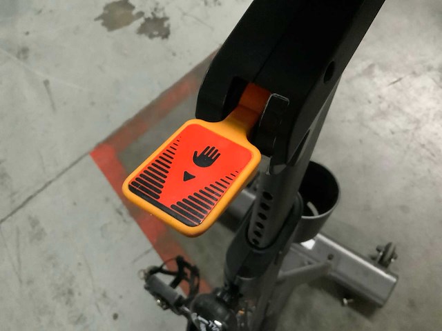 Matrix icr50 indoorcycle spinningbike - afbeelding 7 van  7