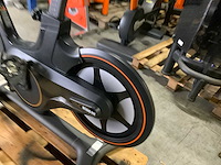 Matrix icr50 indoorcycle spinningbike - afbeelding 3 van  6
