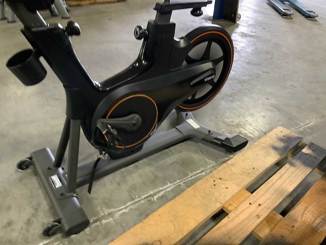 Matrix icr50 indoorcycle spinningbike - afbeelding 5 van  5