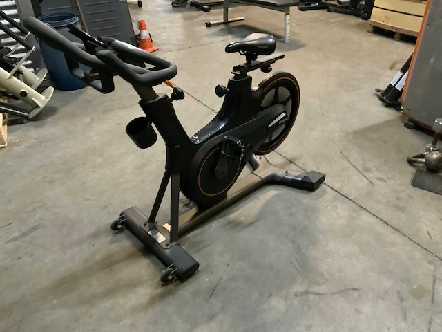 Matrix icr50 indoorcycle spinningbike - afbeelding 1 van  5