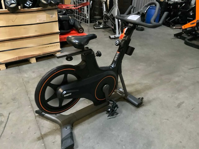 Matrix icr50 indoorcycle spinningbike - afbeelding 3 van  5