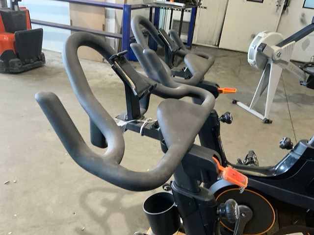 Matrix icr50 indoorcycle spinningbike - afbeelding 2 van  6