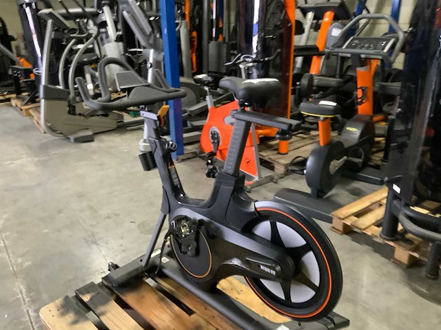 Matrix icr50 indoorcycle spinningbike - afbeelding 2 van  6