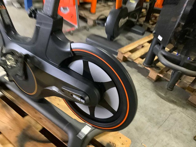 Matrix icr50 indoorcycle spinningbike - afbeelding 3 van  6