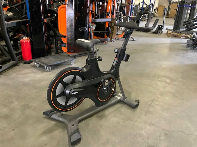 Matrix icr50 indoorcycle spinningbike - afbeelding 2 van  5
