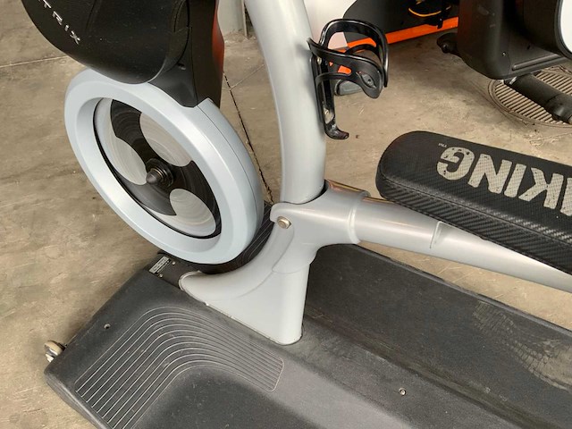 Matrix johnny g krankcycle crosstrainer - afbeelding 4 van  5