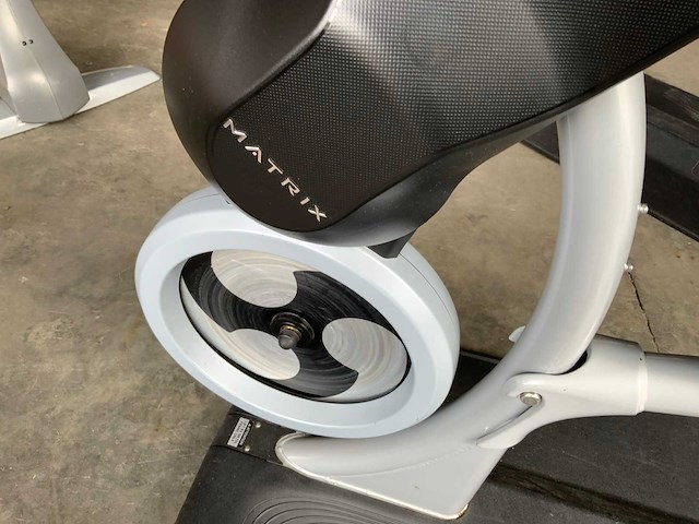 Matrix johnny g krankcycle crosstrainer - afbeelding 4 van  5
