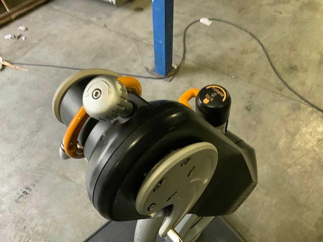 Matrix johnny g krankcycle crosstrainer - afbeelding 2 van  6