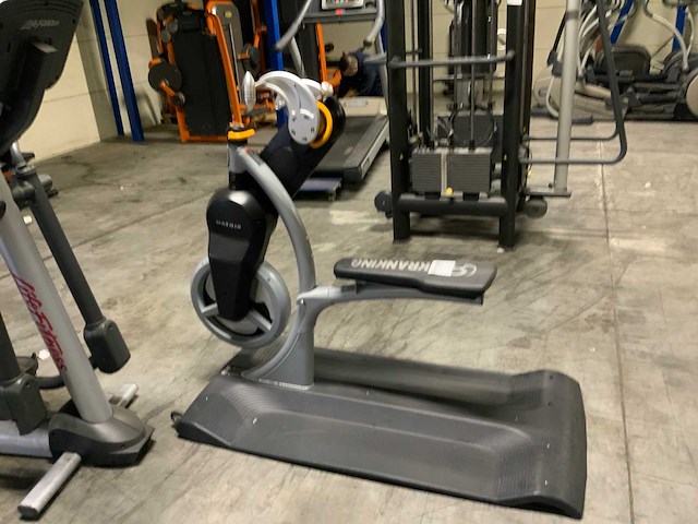 Matrix johnny g krankcycle crosstrainer - afbeelding 1 van  5