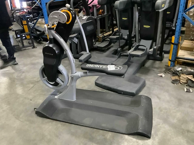 Matrix johnny g krankcycle crosstrainer - afbeelding 1 van  5