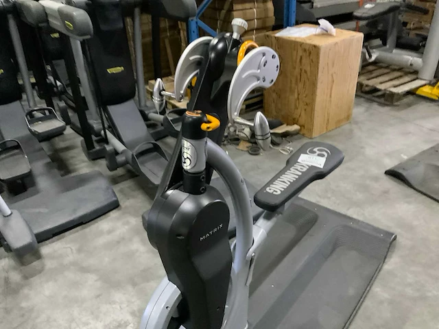 Matrix johnny g krankcycle crosstrainer - afbeelding 2 van  5