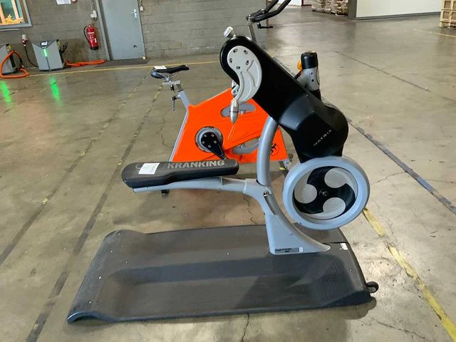 Matrix johnny g krankcycle crosstrainer - afbeelding 3 van  5