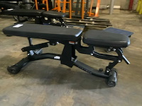 Matrix magnum adjustable bench krachtstation - afbeelding 5 van  5