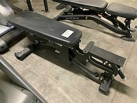 Matrix magnum adjustable bench krachtstation - afbeelding 3 van  3