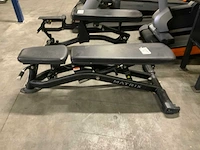Matrix magnum adjustable bench krachtstation