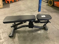 Matrix magnum adjustable bench krachtstation