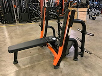Matrix magnum breaker flat bench press krachtstation - afbeelding 1 van  4