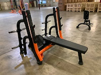 Matrix magnum breaker flat bench press krachtstation - afbeelding 3 van  4