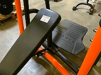 Matrix magnum breaker incline bench press krachtstation - afbeelding 2 van  4
