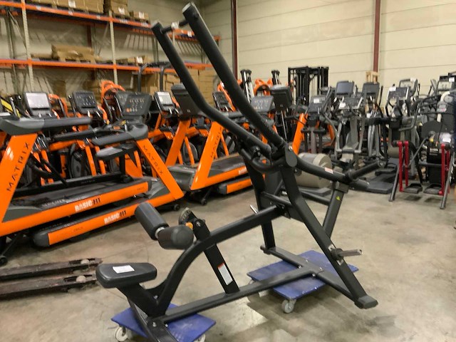 Matrix magnum latpull down krachtstation - afbeelding 1 van  5