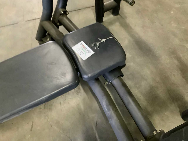 Matrix magnum olympisch flat bench krachtstation - afbeelding 4 van  4