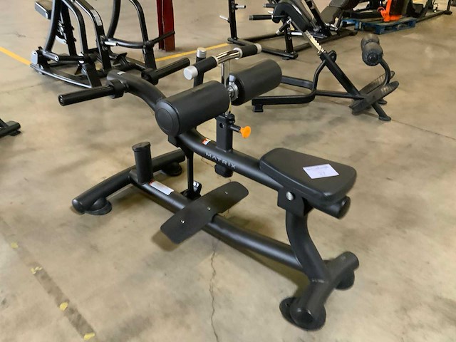 Matrix magnum plate loaded calf raise krachtstation - afbeelding 3 van  3