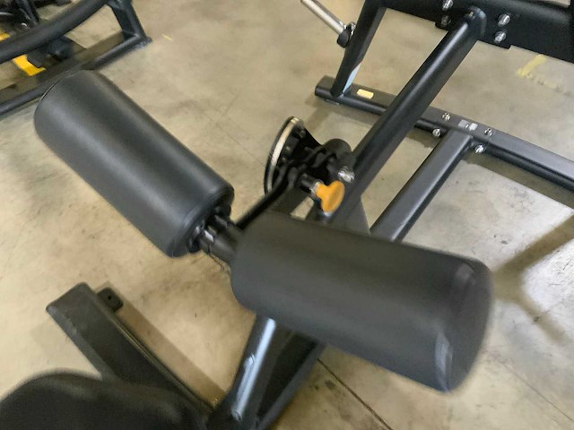 Matrix magnum plate loaded latpull down krachtstation - afbeelding 3 van  4