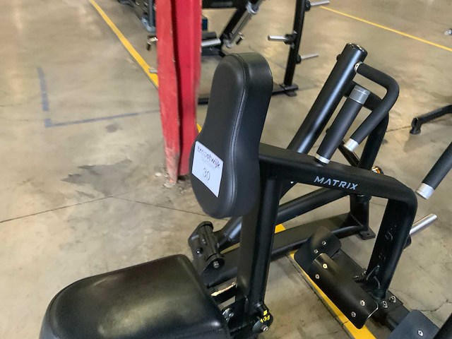 Matrix magnum plate loaded rowing krachtstation - afbeelding 2 van  5