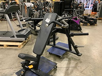 Matrix magnum shoulderpress bench krachtstation - afbeelding 2 van  4