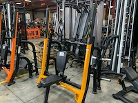 Matrix magnum shoulderpress krachtstation