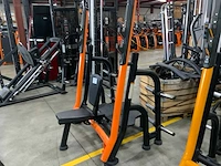 Matrix magnum shoulderpress krachtstation