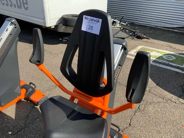 Matrix r5x hybride bike home trainer - afbeelding 4 van  5
