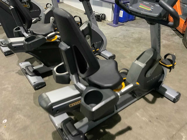 Matrix r5x recumbent bike home trainer - afbeelding 2 van  4