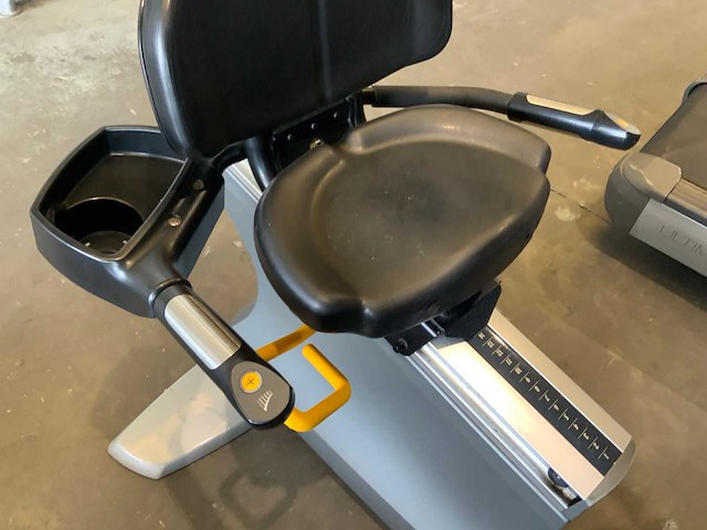 Matrix r5x recumbent home trainer - afbeelding 2 van  2