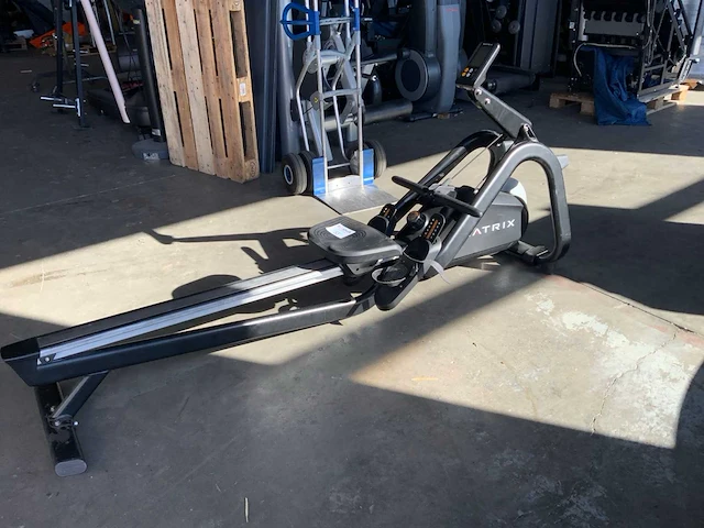 Matrix roeiergometer new model roeitrainer - afbeelding 1 van  4