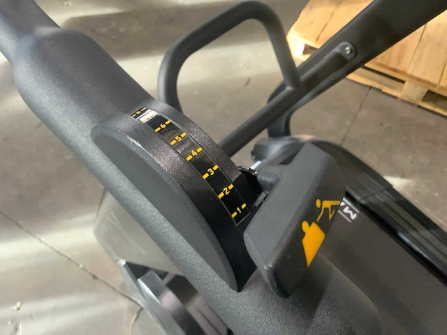 Matrix s drive treadmill loopband - afbeelding 3 van  5