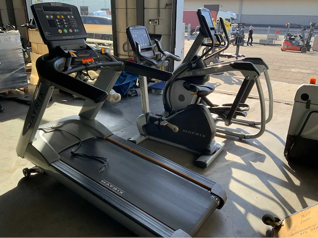 Matrix set cardio 5 serie fiets ;loopband; elliptical overige cardiotoestellen - afbeelding 7 van  8