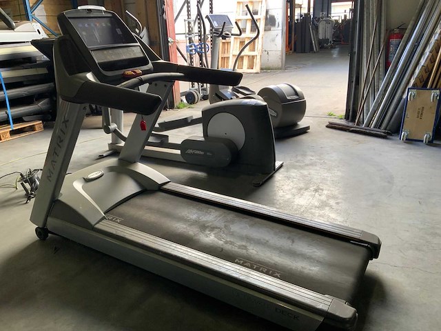 Matrix t3xe treadmill loopband - afbeelding 4 van  6