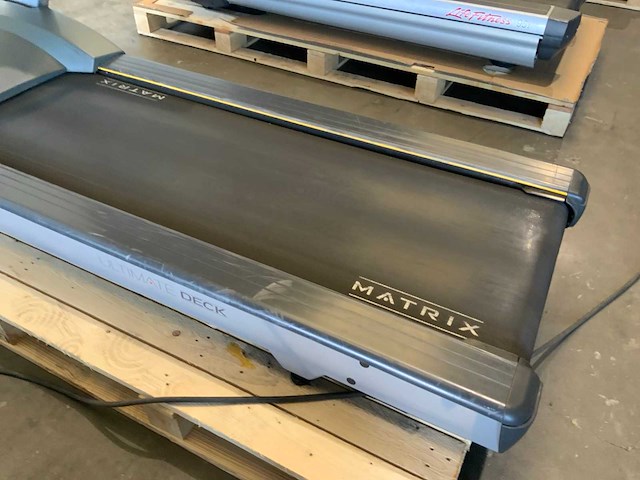 Matrix t5xe treadmill loopband - afbeelding 2 van  4