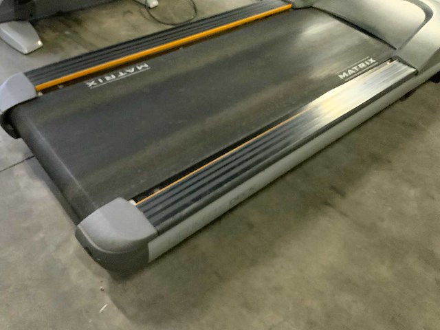 Matrix t7xe treadmill loopband - afbeelding 4 van  6
