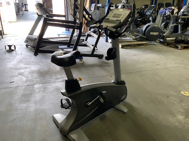 Matrix u3x uprightbike home trainer - afbeelding 4 van  5