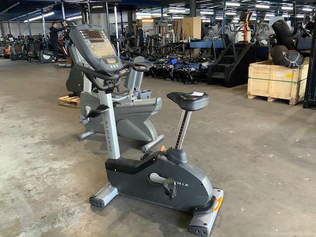 Matrix u3x uprightbike home trainer - afbeelding 2 van  4