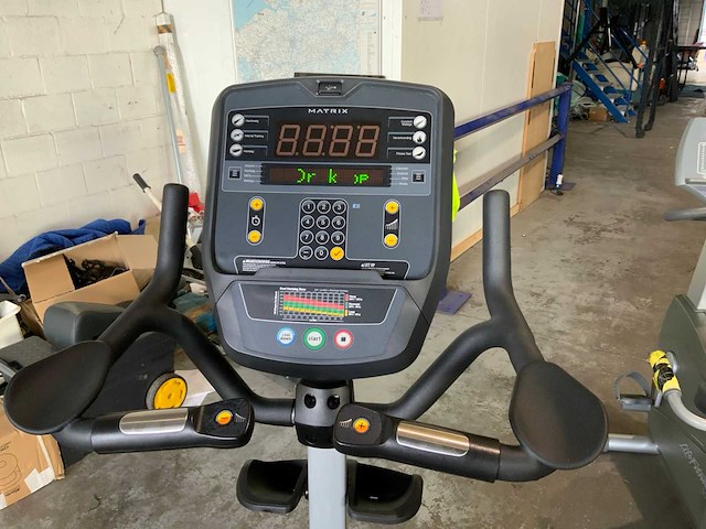 Matrix u3x uprightbike home trainer - afbeelding 3 van  4