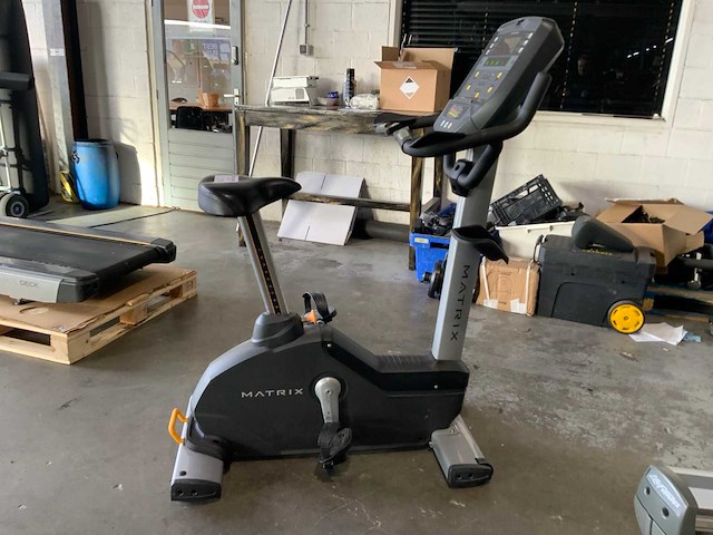 Matrix u3x uprightbike home trainer - afbeelding 4 van  4