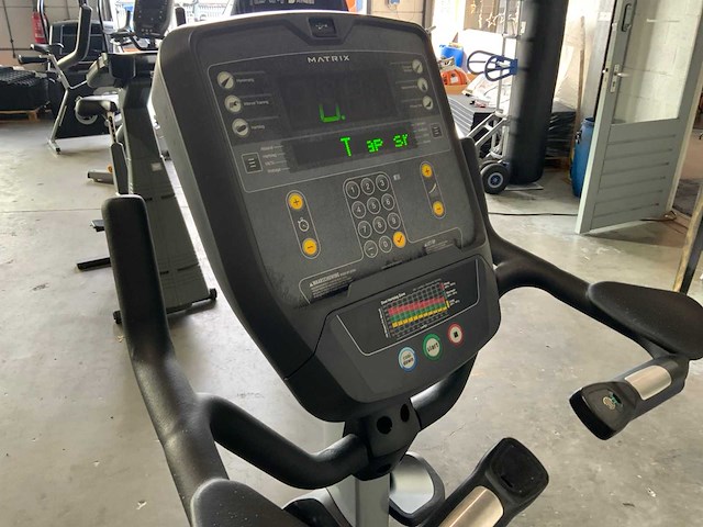 Matrix u3x uprightbike home trainer - afbeelding 5 van  6