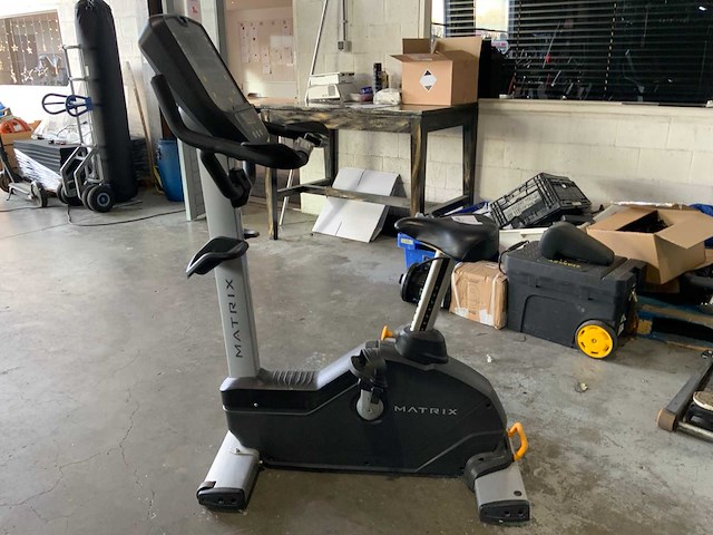 Matrix u3x uprightbike home trainer - afbeelding 6 van  6