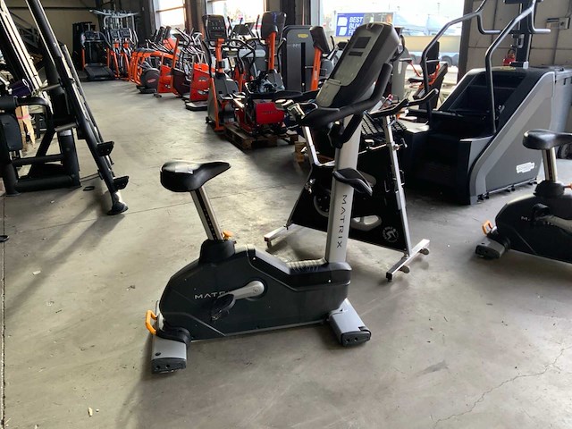 Matrix u3x uprightbike home trainer - afbeelding 1 van  5