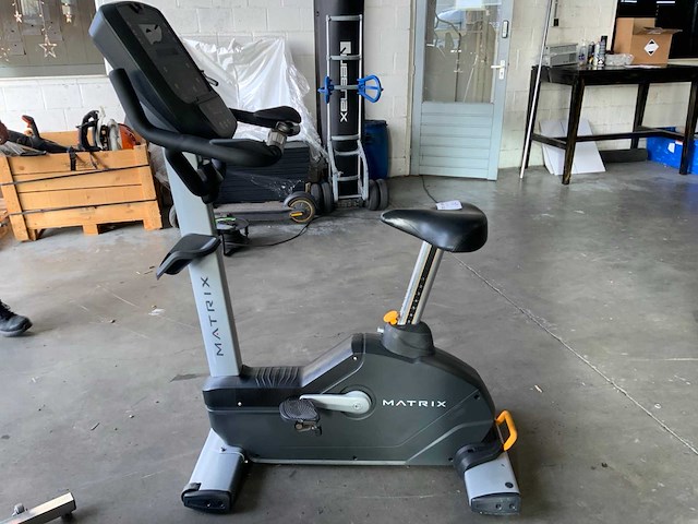 Matrix u3x uprightbike home trainer - afbeelding 2 van  5
