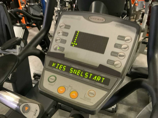 Matrix u3x uprightbike home trainer - afbeelding 3 van  4